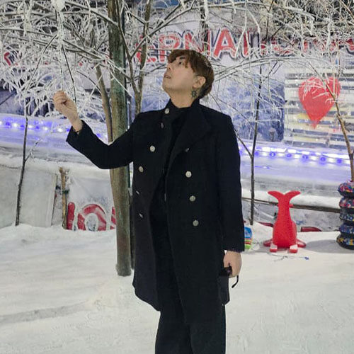 Galeri First Frozen Kingdom (2)